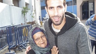صور..تعرف على قصة الحاجة 