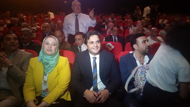 مصطفى خاطر 