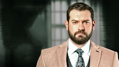 عمرو يوسف: مين قال الإجازة راحة! 