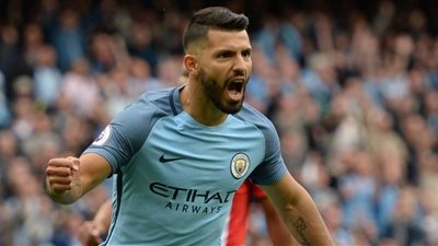 سيرجيو أجويرو يصل مانشستر