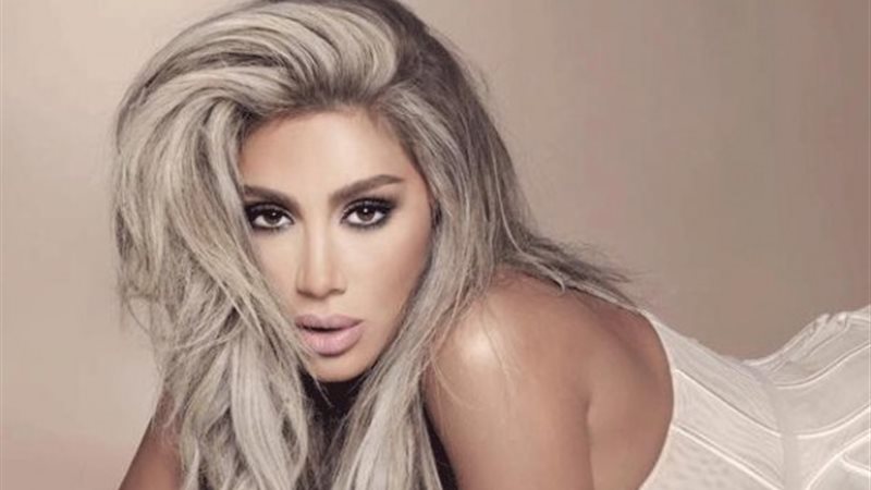 الفنانة مايا دياب