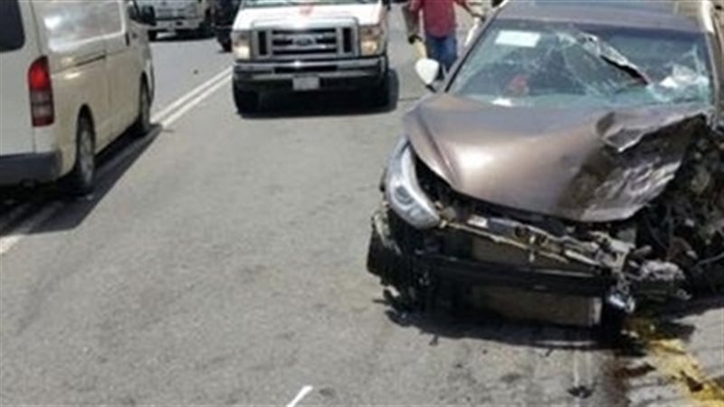 حادث تصادم  بطريق