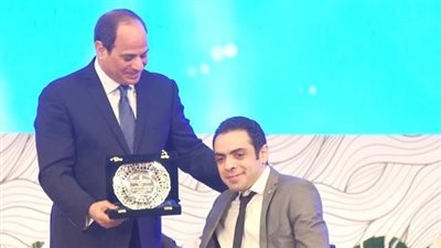 الرئيس يحمل على عاتقه مسؤولية شباب القدرات .. ويؤكد: ليسوا ذوي احتياجات خاصة
