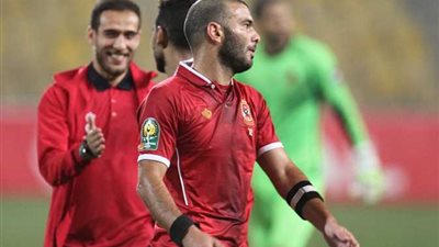 انفوجراف.. بطولات وإنجازات عماد متعب 