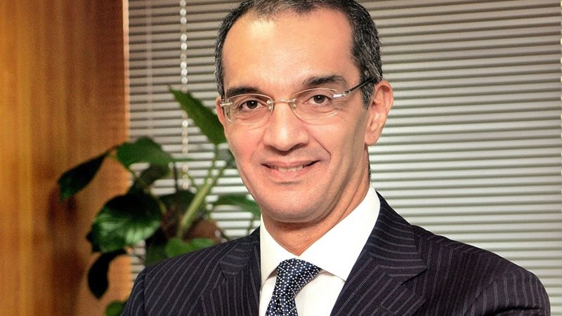 وزير الاتصالات