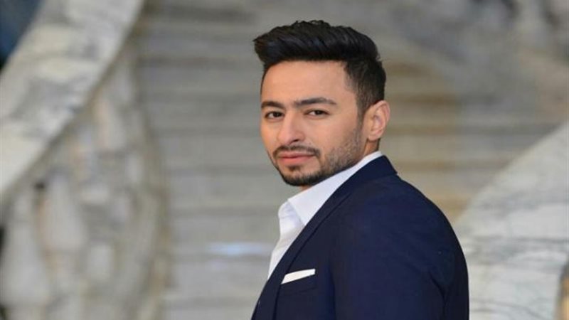 الفنان حمادة هلال