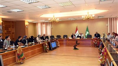 محافظ الشرقية: بدء تلقي إضافة المواليد الجدد للبطاقات التموينية