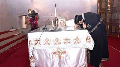 12 مشهدًا جسدوا علاقة البابا تواضروس بـ الأنبا إبيفانيوس