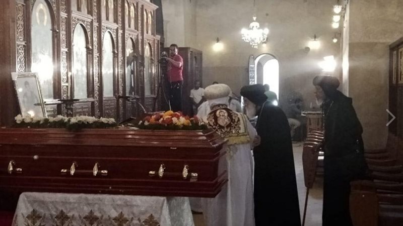 بدء توافد أحبار الكنيسة