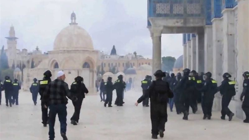 اقتحام الأقصى