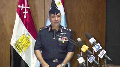 وزير الطيران يشهد توديع أول رحلات حج القرعة