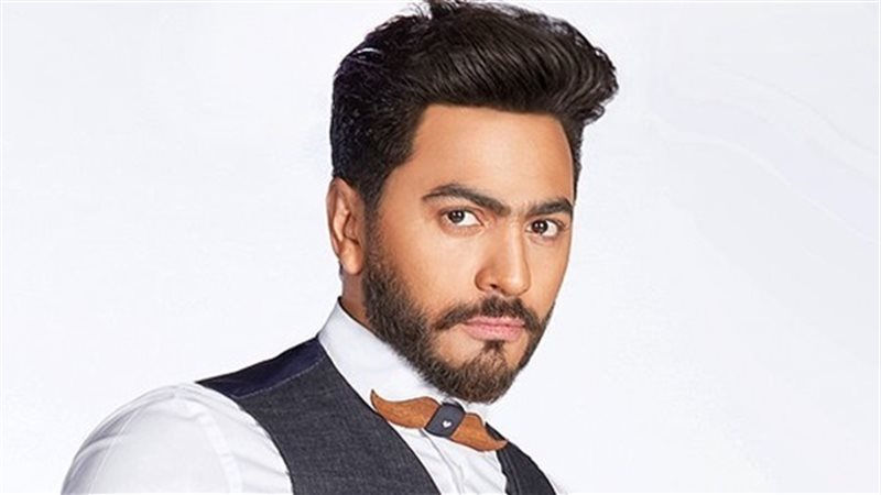الفنان تامر حسني