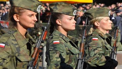  لماذا يتم تجند الفتيات في الجيش الإسرائيلي ... مفاجأة صادمة !!