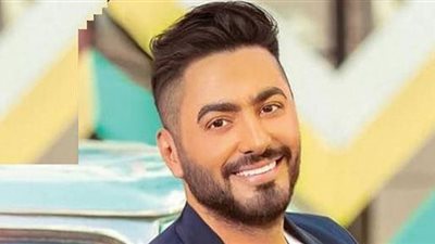 تامر حسني يروج لـ 