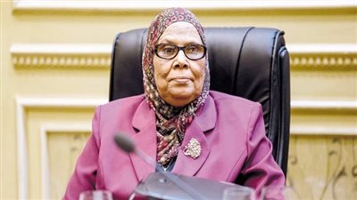 آمنة نصير: المرأة صاحبة كيان .. وعلى الزوج مواكبة ذلك