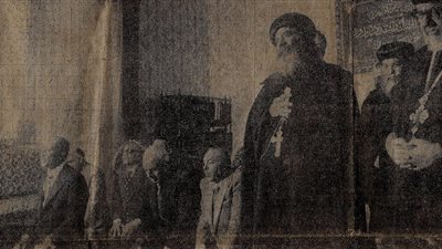 البابا شنودة والرئيس السادات .. قصة الصدام بين الكنيسة والنظام
