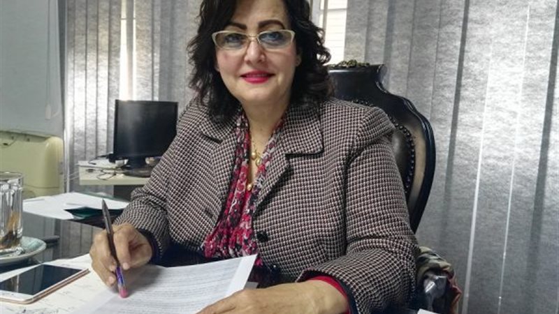 الدكتورة منى محرز