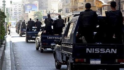 حملة امنية تسفر عن ضبط 54 متهما بحوزتهم 56 قطعة سلاح نارى