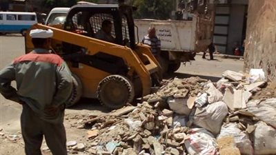 صور.. جولة تفقدية لرئيس حي ساحل بـ شارع عبد القادر طه