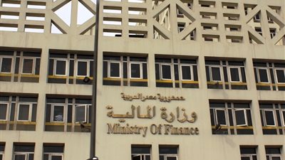 وزارة المالية توضح حقائق الشائعات حول الضريبة العقارية