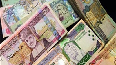 أسعار العملات اليوم .. والعربية تستقر أمام الجنيه خلال تعاملات الأحد 