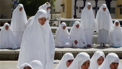 إنفوجراف| الشعر والأظافر والجماع.. تعرف على محظورات الحج للنساء