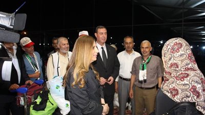مطار القاهرة يستعد لنقل أول فوج من حجاج قطاع غزة إلى الأراضي المقدسة