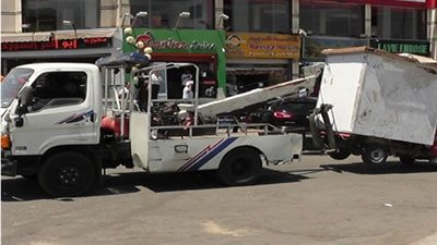 حملات أمنية مكبرة لضبط المخالفات المرورية وإشغالات الطرق والميادين بـ العاصمة‎