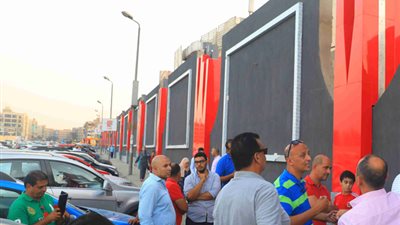 محمود الخطيب يتفقد الأعمال الإنشائية بفرع مدينة نصر