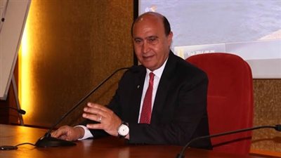 مهاب مميش: 64 مليار جنيه من أموال الشعب في أيد أمينة