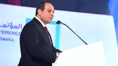 الرئيس السيسى يلتقي محافظ البنك المركزي لاستعراض أنشطة القطاع المصرفي