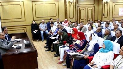 تنظيم دورات تدريبية للعاملين بريادة الأعمال بـ جامعة بنى سويف 