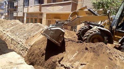 محافظ سوهاج: تنفيذ أعمال توصيل الصرف الصحي بـ سلامون طما