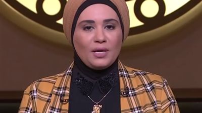  فيديو .. نادية عمارة: علم الابراج رجم بالغيب .. ولا يوجد له أساس 