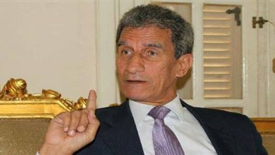 فيديو .. أحمد موسى يهاجم معصوم مرزوق : بيتحدى 24 مليون 