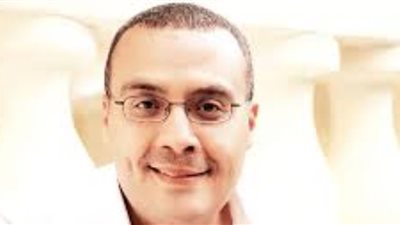 اليوم.. يسرى الفخراني وتاريخ صناعة الآثاث فى مصر على 9090