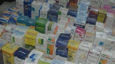 مداهمة صيدلية بدون ترخيص لبيع الأدوية البشرية بـ مركز ناصر
