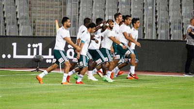 فيديو.. إحماءات لاعبي المصري قبل مباراة الاهلي
