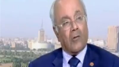 فيديو.. محمد عطية الفيومي: الأجور فى مصر متدنية وتحتاج إلى إعادة نظر