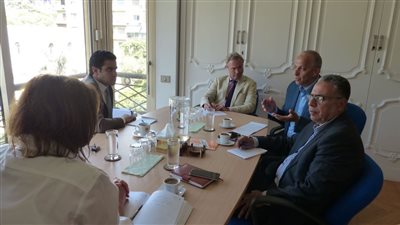 محافظ القليوبية يبحث مع الوكالة الألمانية دعم إنشاء محطة وسيطة بـ شبرا الخيمة