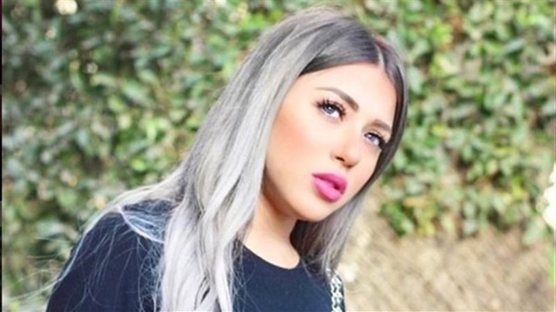 الفنانة يسرا اللوزي