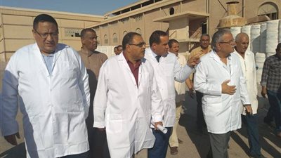 بحضور المحافظ ورجال أعمال.. النائب أشرف جمال يفتتح محلج القطن فى المنيا