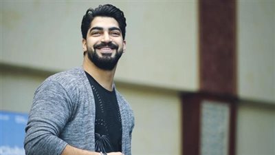 مينا عطا يكشف عن خطبته بـ حب عمره 