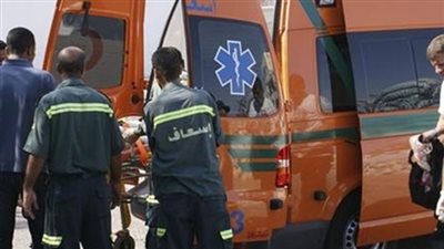 إصابة طفله دهستها سيارة ميكروباص أثناء عبورها الطريق بـ