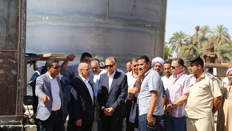 أعمال إنشاء محطة