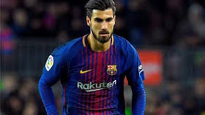 إيفرتون يكمل التعاقد مع أندريا جوميز