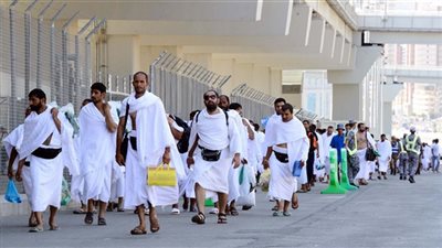 مصر للطيران تستمر في تسيير 21 رحلة لنقل ضيوف الرحمن