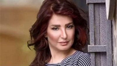 أمل رزق برفقة هيفاء وهبي .. وتوجه رسالة غامضة 