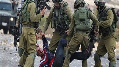 الصحة الفلسطينية : قوات الاحتلال تتعمد قنص المتظاهرين في أماكن قاتلة  