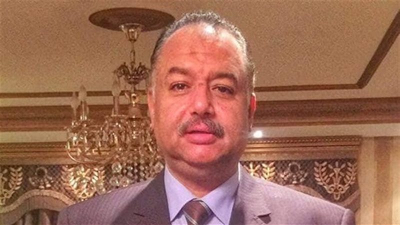 اللواء أشرف عز العرب-مدير